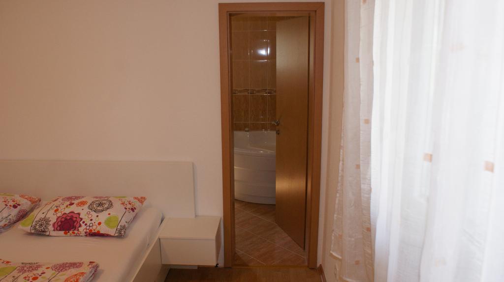 Apartments Nika 扎达尔 客房 照片